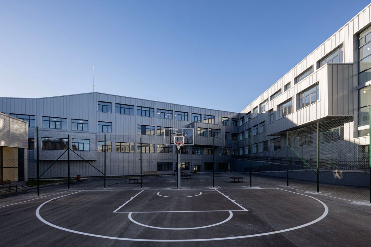 OŠ „Svetozar Marković” u Sjenici - Javni objekti - 9583