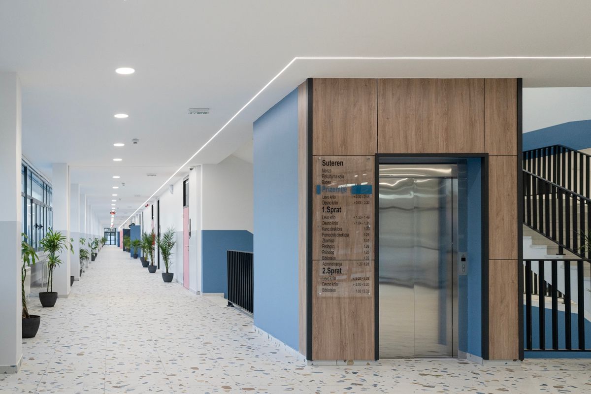 OŠ „Svetozar Marković” u Sjenici - Javni objekti - 9584