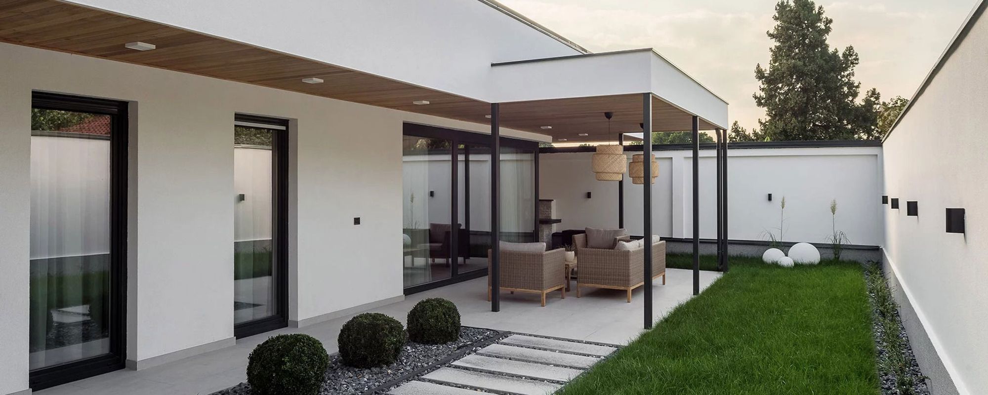 Vila Pax24