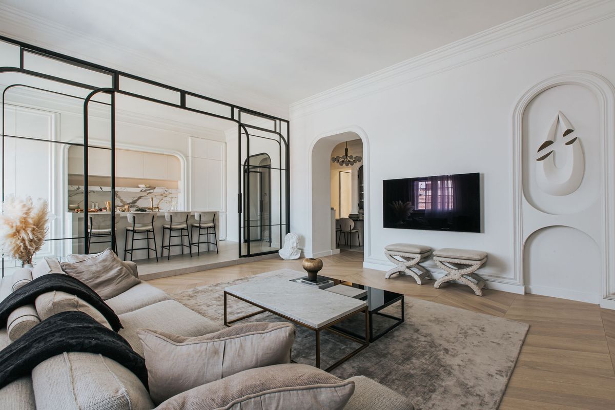 Savremena interpretacija beogradskog salonca - Enterijer stana - 8372