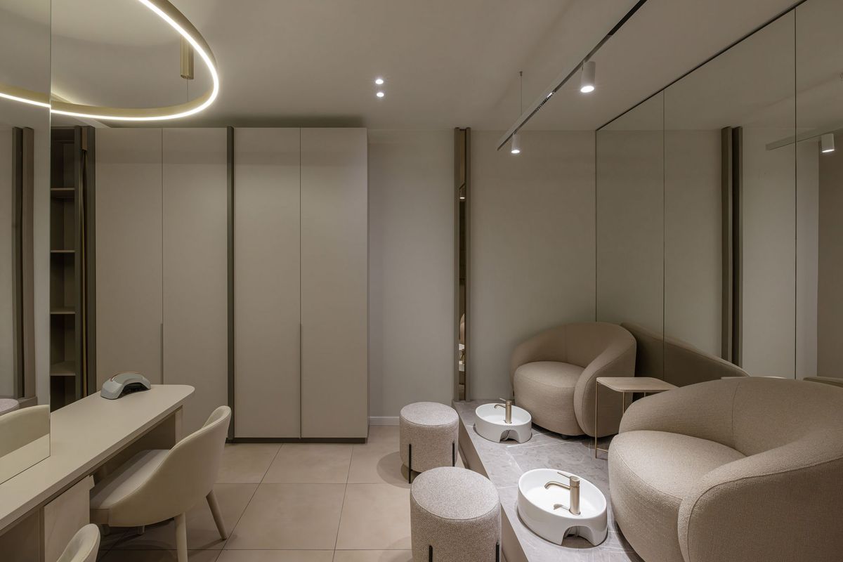 Sienna Beauty Concept - Wellness & fitness - 8547