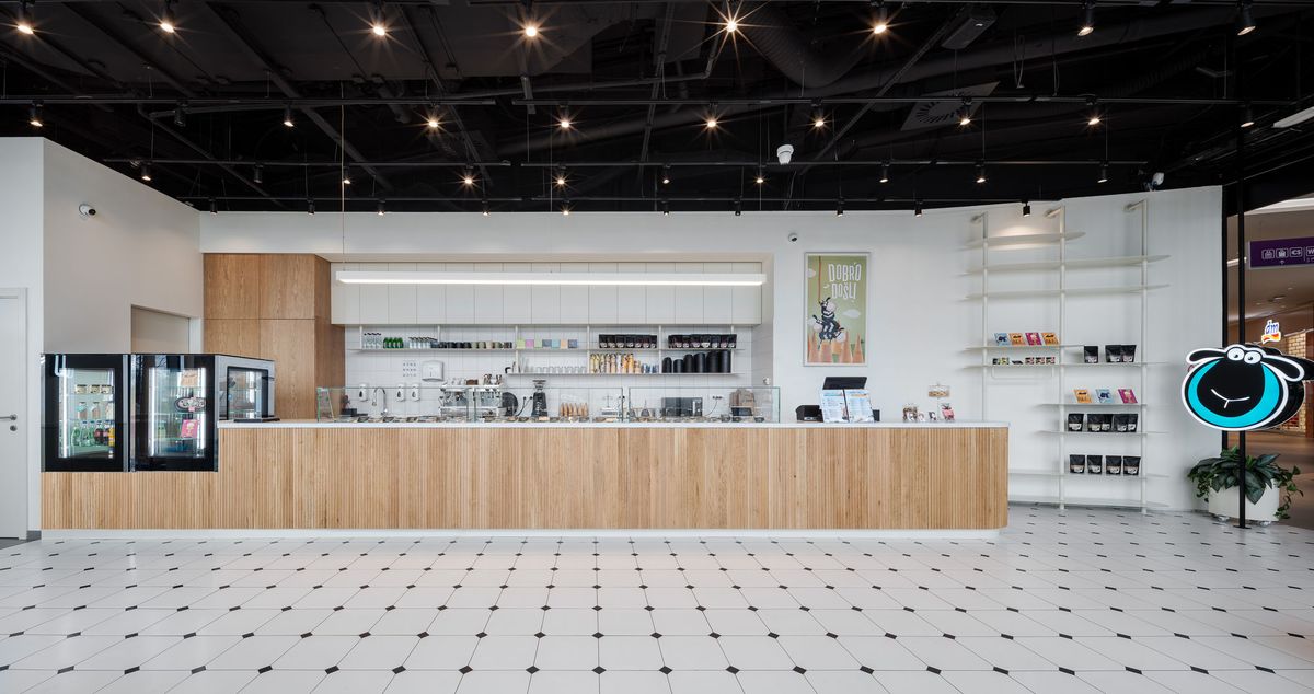 Crna ovca Ada Mall - Objekti trgovine - 8595