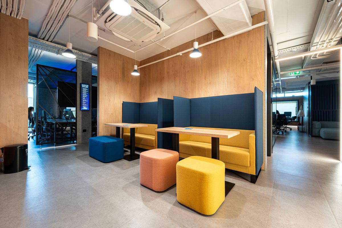 Kancelarije kompanije Coinis u Podgorici - Poslovni prostori - 8956