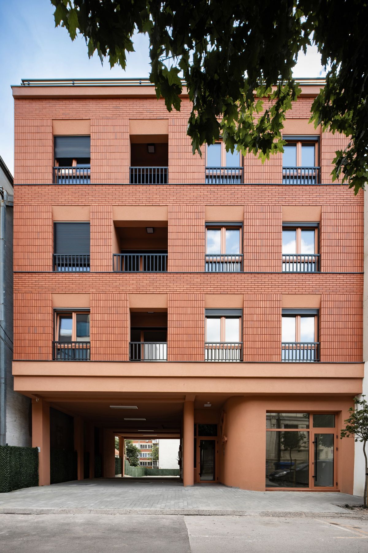 Stambena zgrada CL8 - Višeporodično stanovanje - 9039
