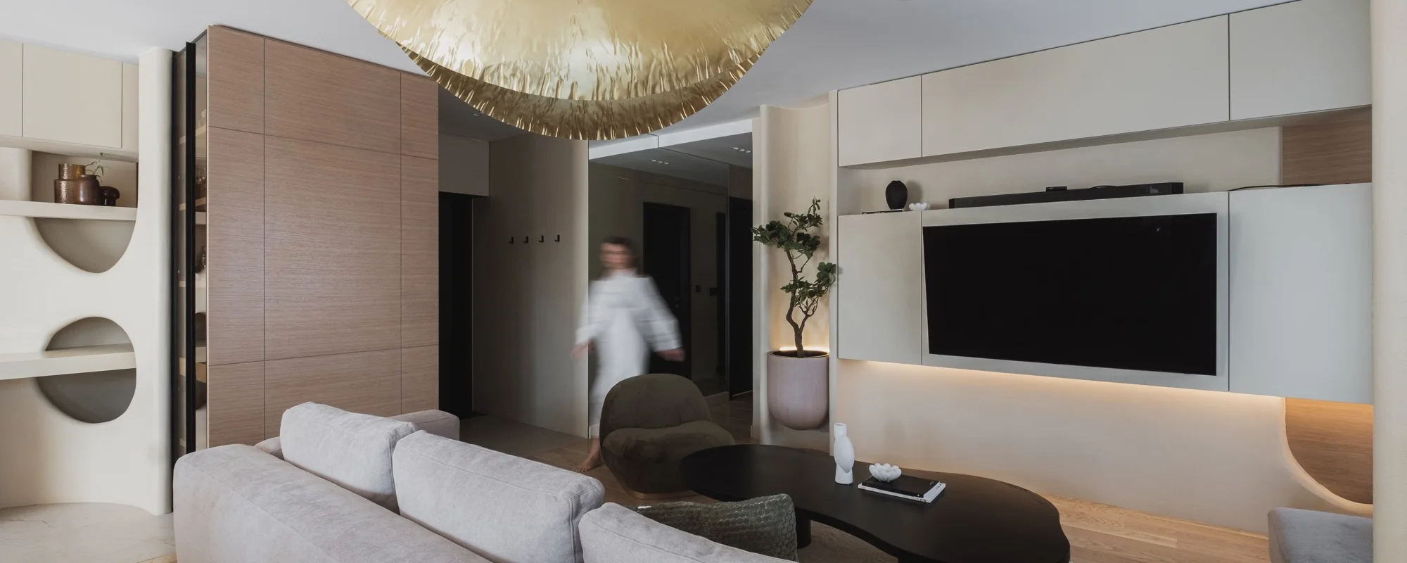 Skulpturalna nežnost svakodnevnice