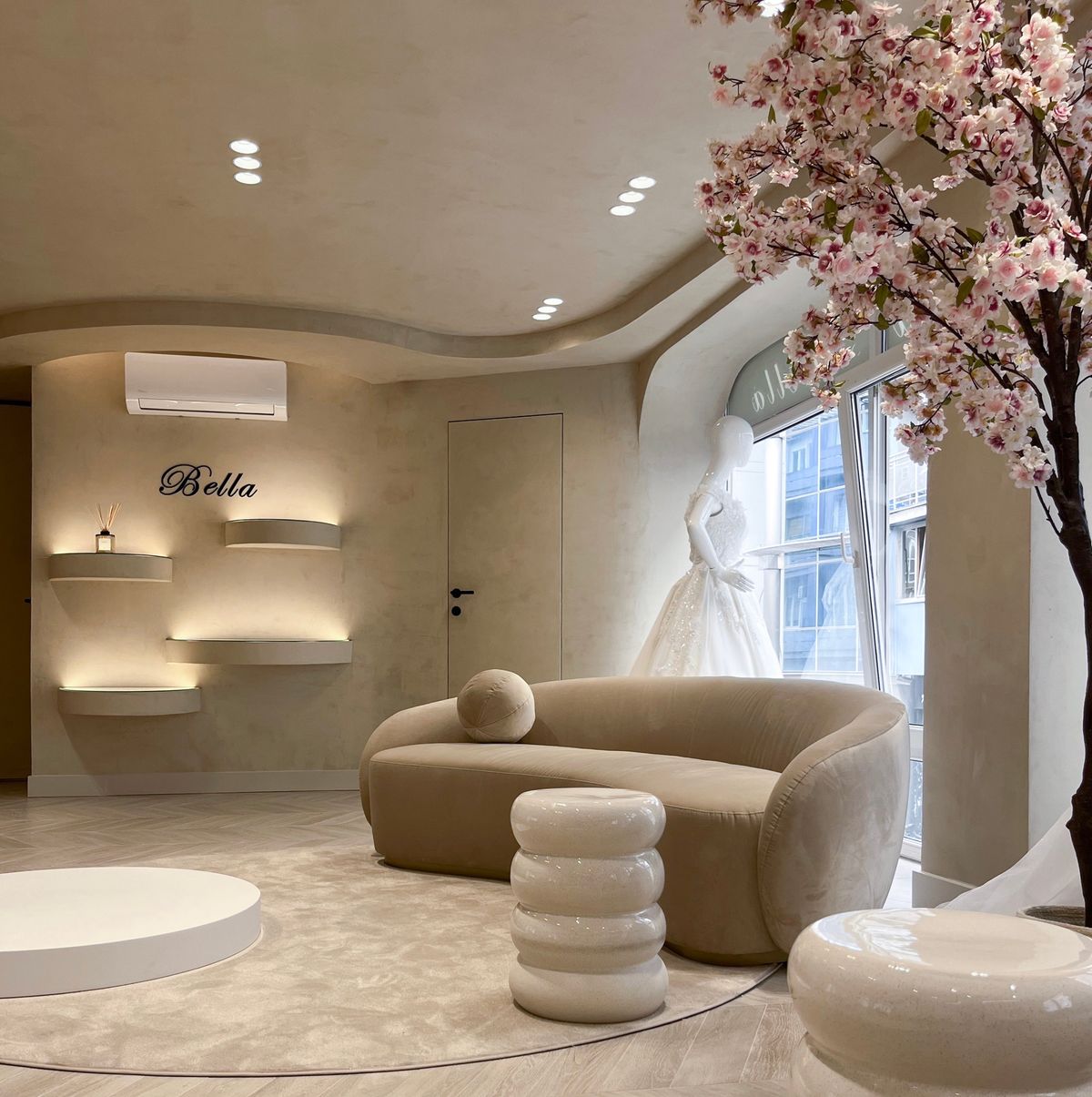 Salon venčanica Bella - Objekti trgovine - 9158