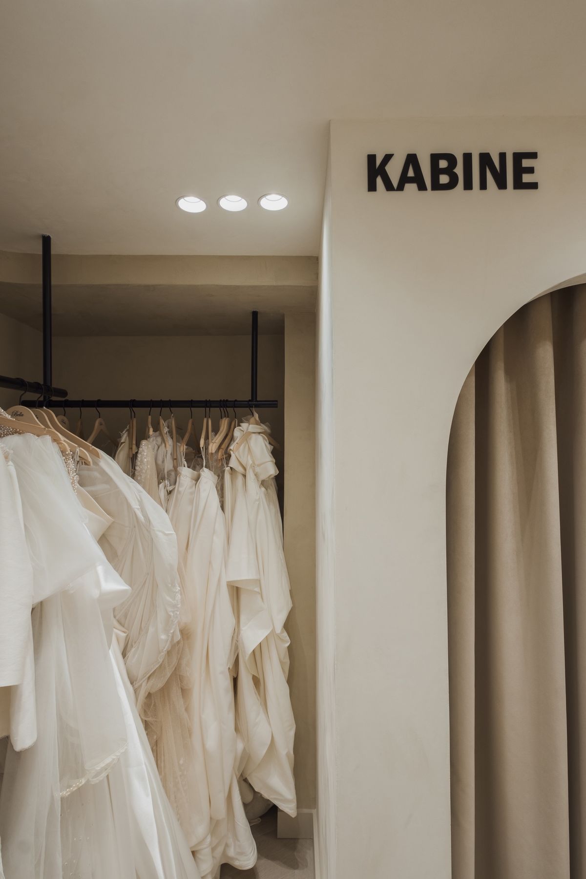 Salon venčanica Bella - Objekti trgovine - 9165