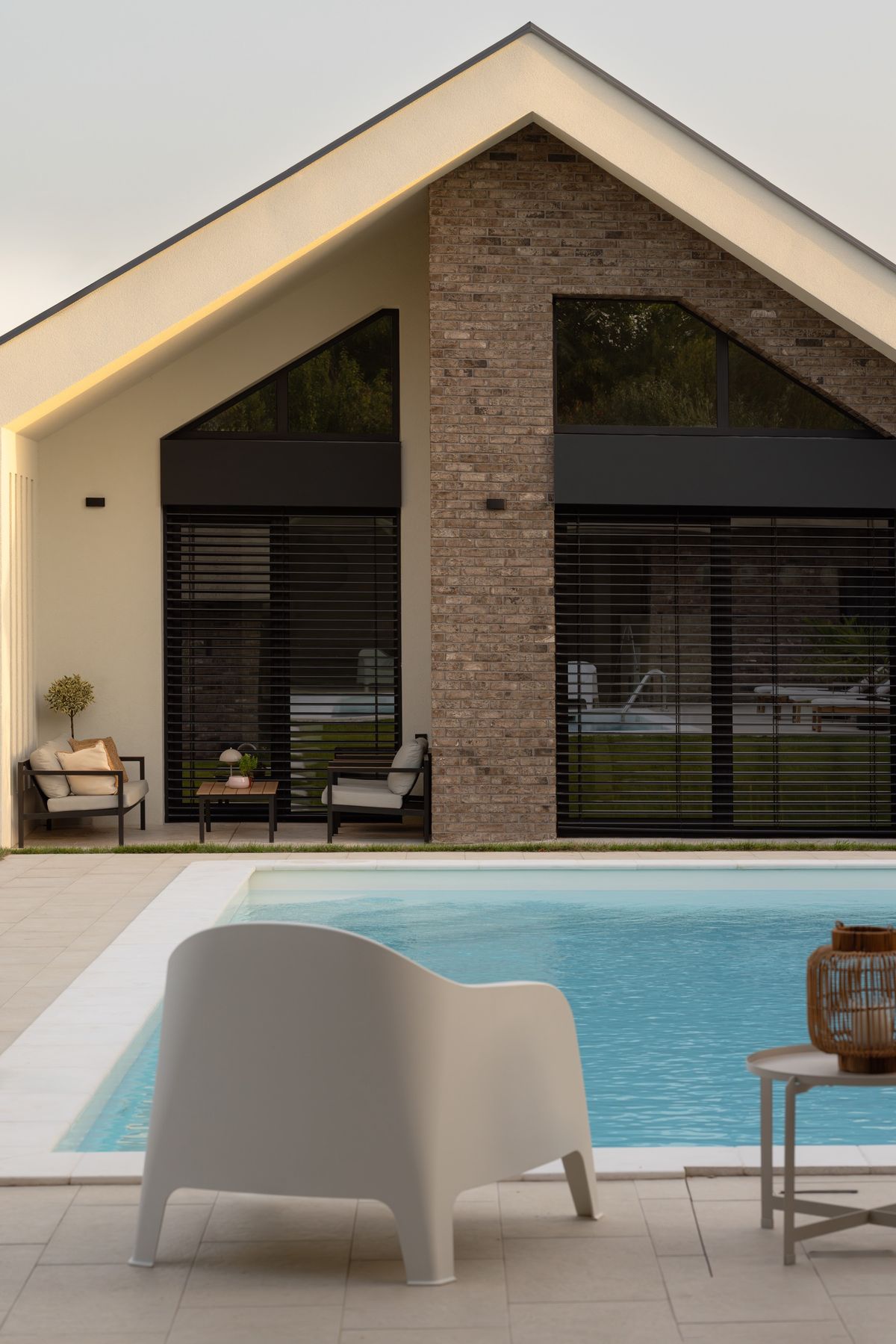 Porodična kuća s bazenom u Kragujevcu - Kuće - 9184