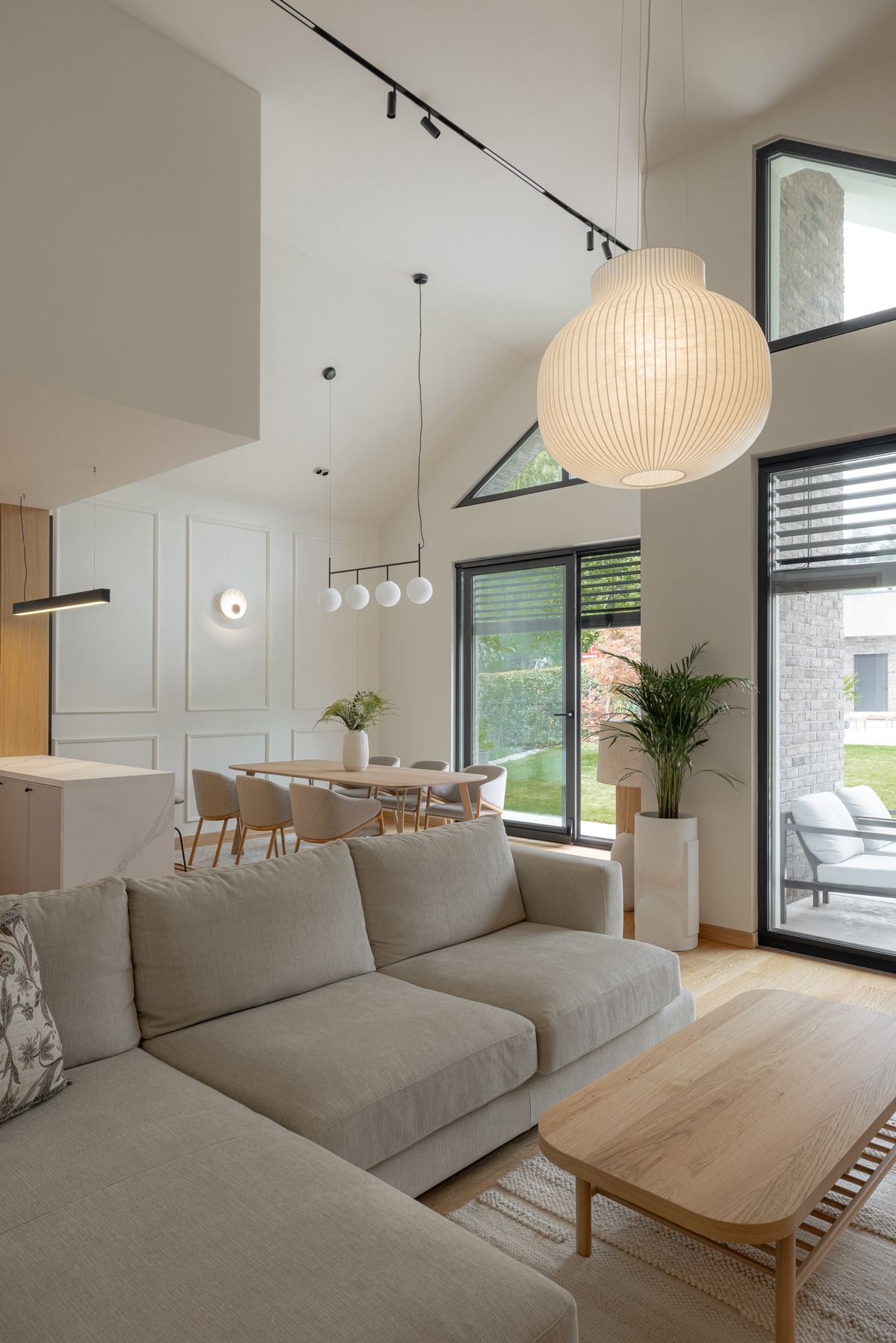 Porodična kuća s bazenom u Kragujevcu - Kuće - 9188