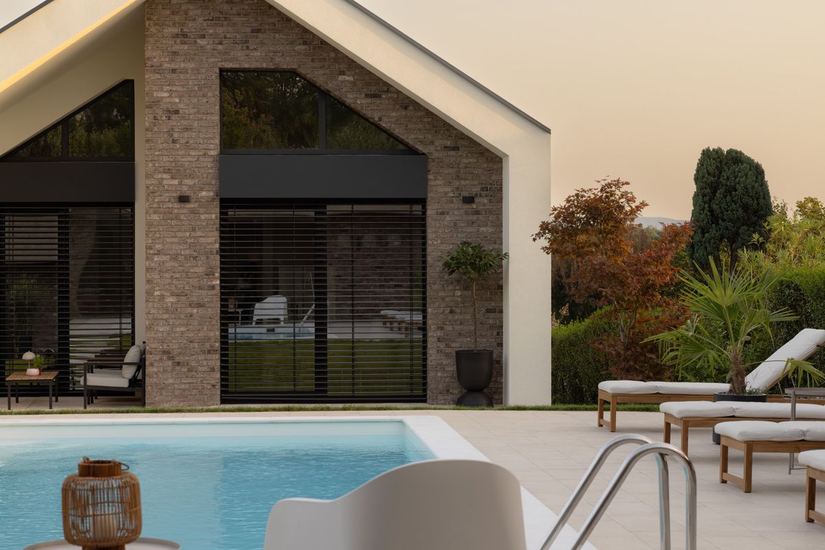 Porodična kuća s bazenom u Kragujevcu - Kuće - 9200