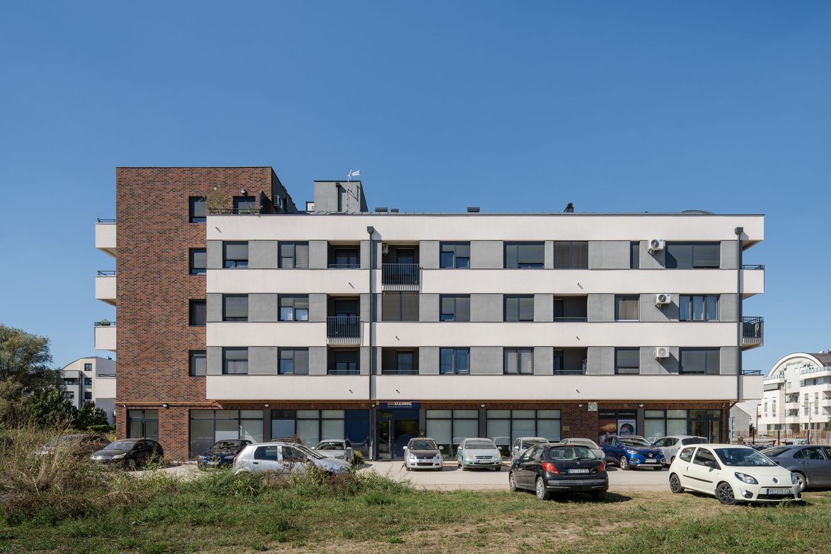 Stambena zgrada u ulici Laze Lazarevića 27 - Stanovanje - 9265