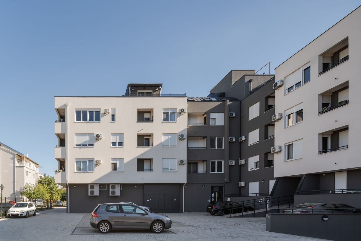 Stambena zgrada u ulici Laze Lazarevića 27 - Stanovanje - 9261