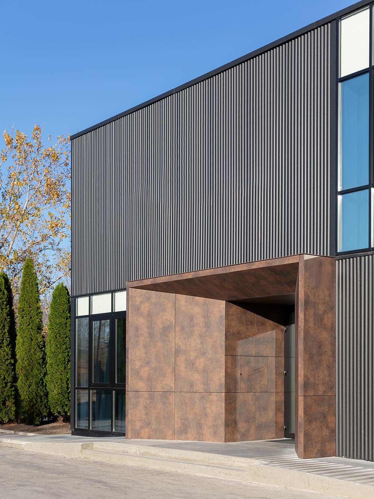 Rekonstrukcija i dogradnja upravne zgrade Exim - Poslovni prostori - 9439