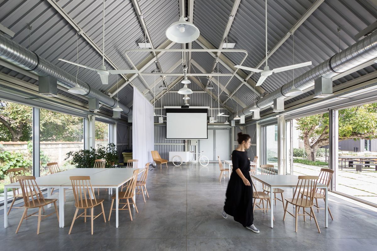 Mokrin House - Komercijalni objekti - 9472