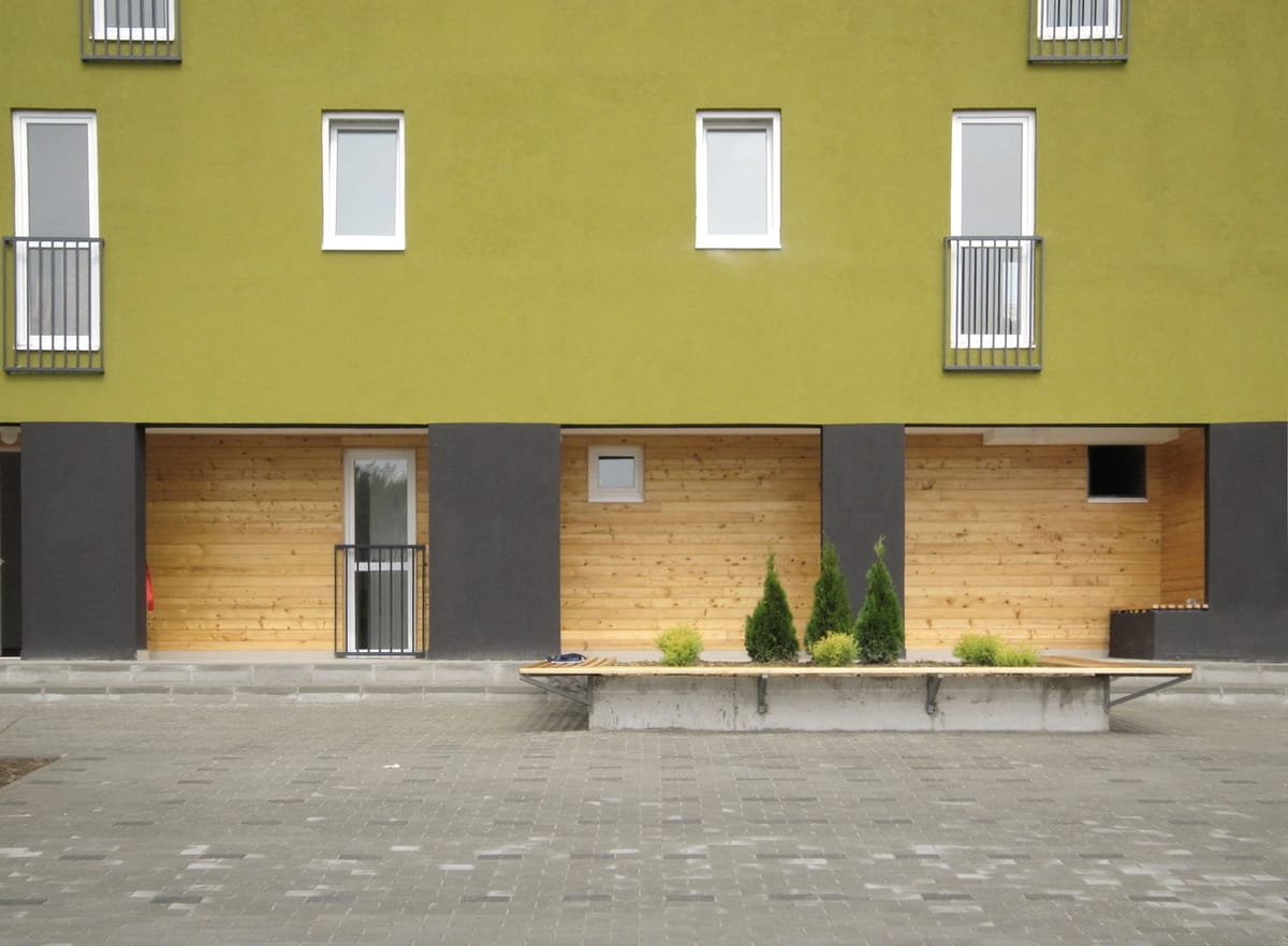 Zgrada socijalnog stanovanja u zaštićenim uslovima - Višeporodično stanovanje - 9604