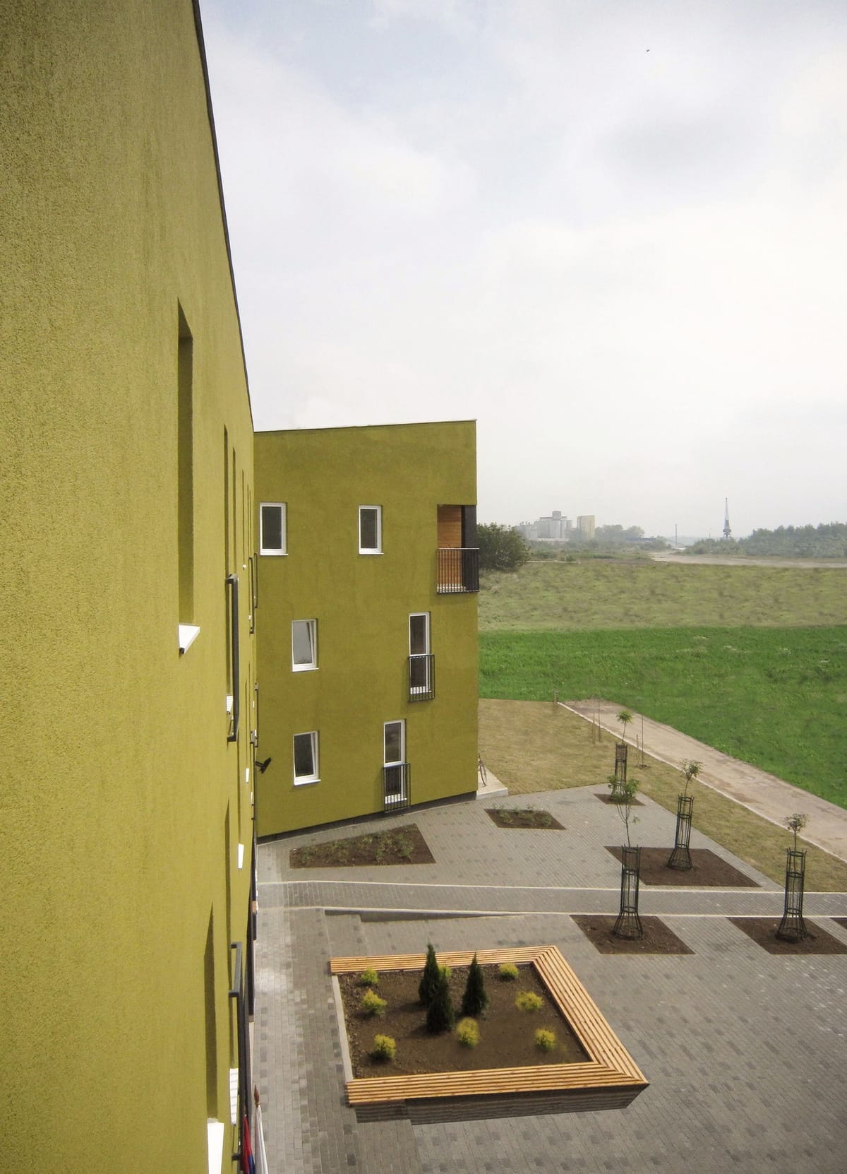 Zgrada socijalnog stanovanja u zaštićenim uslovima - Višeporodično stanovanje - 9600