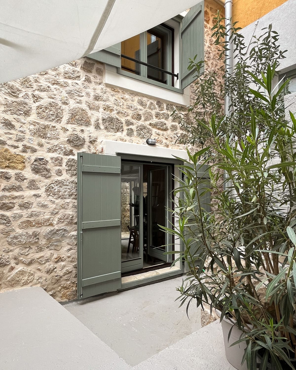 Zrmanja kamena kuća - Kuće - 9674