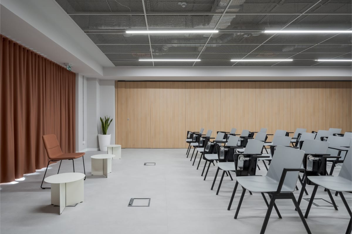 Enterijer aneksa Centra „Ložionica” - Poslovni prostori - 9796