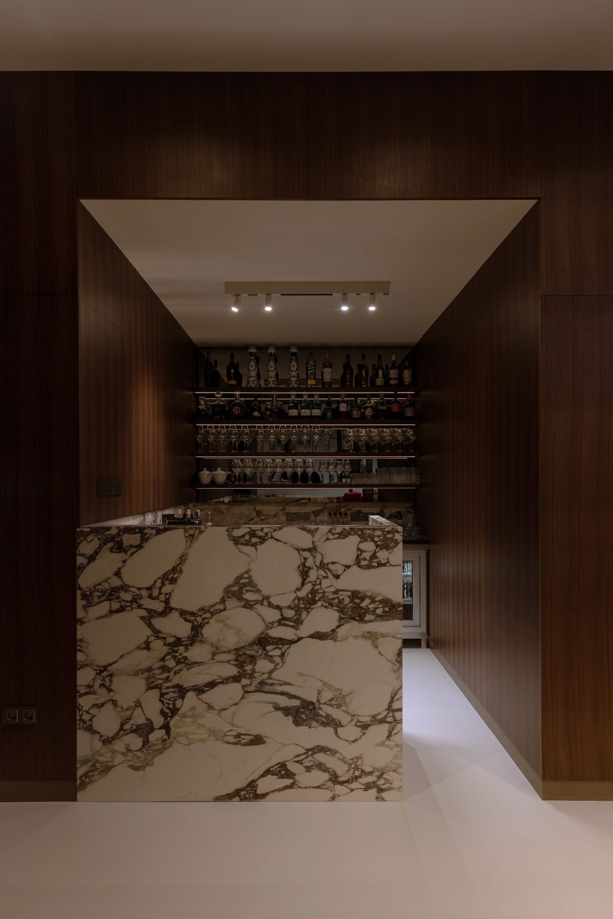 Membership Only Restaurant - Restorani, kafei i barovi - 9887