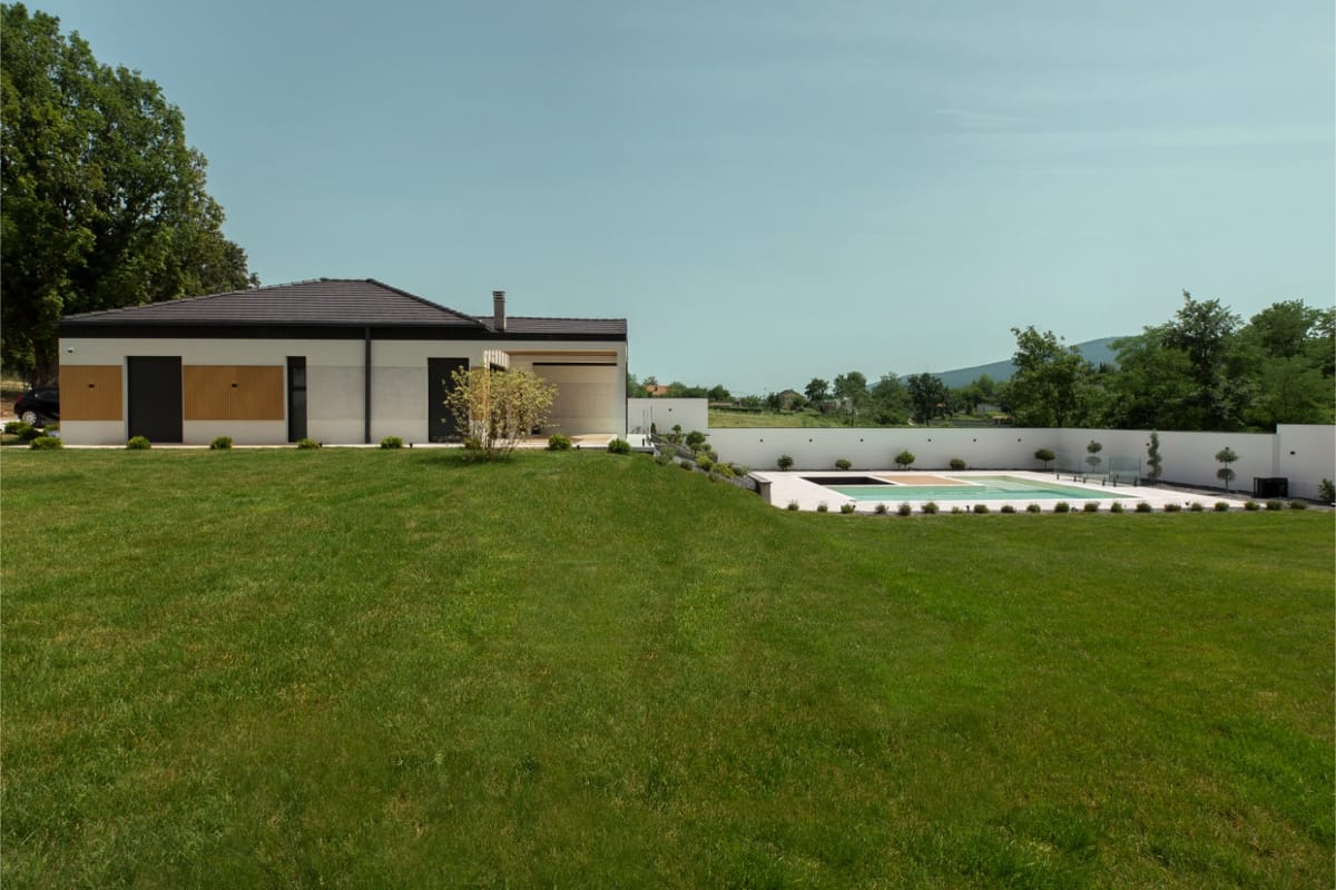 Porodična kuća na Kosmaju - Kuće - 9948