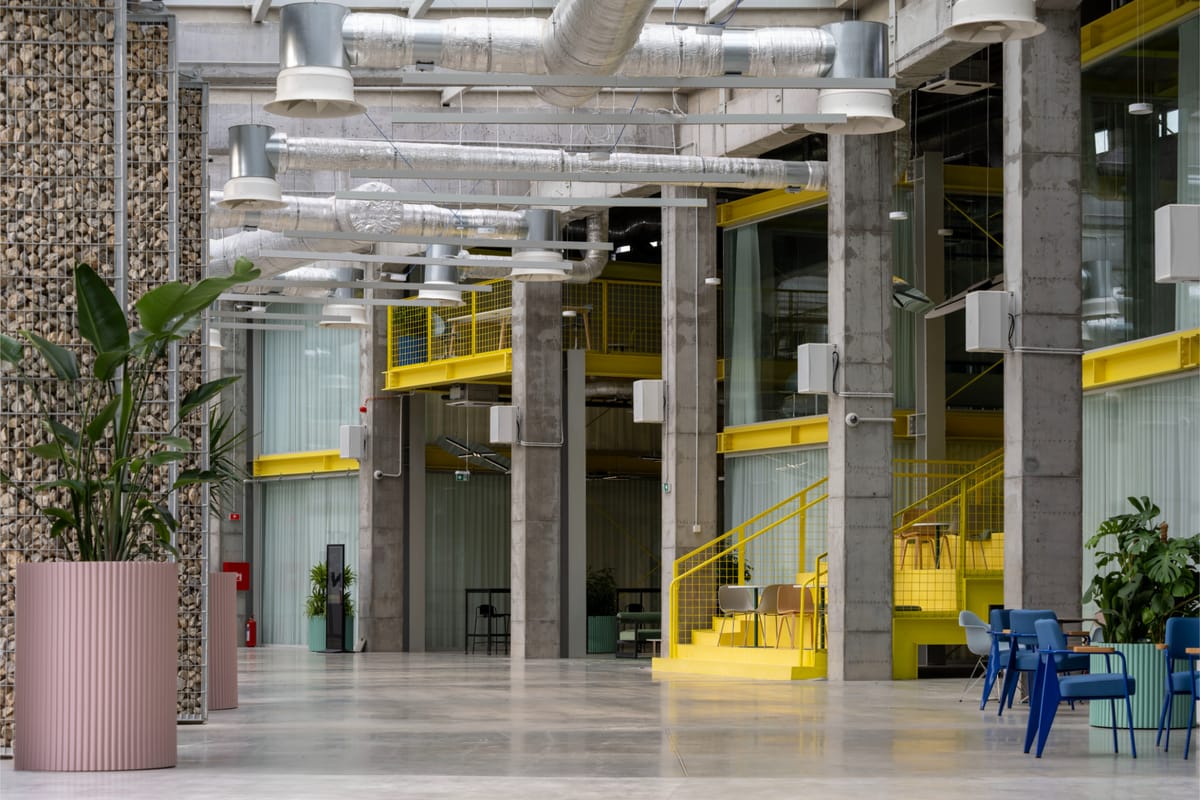 Centar kreativnih industrija i inovacija „Ložionica” i Kuća eUprave - Kancelarijski i radni prostori - 10107