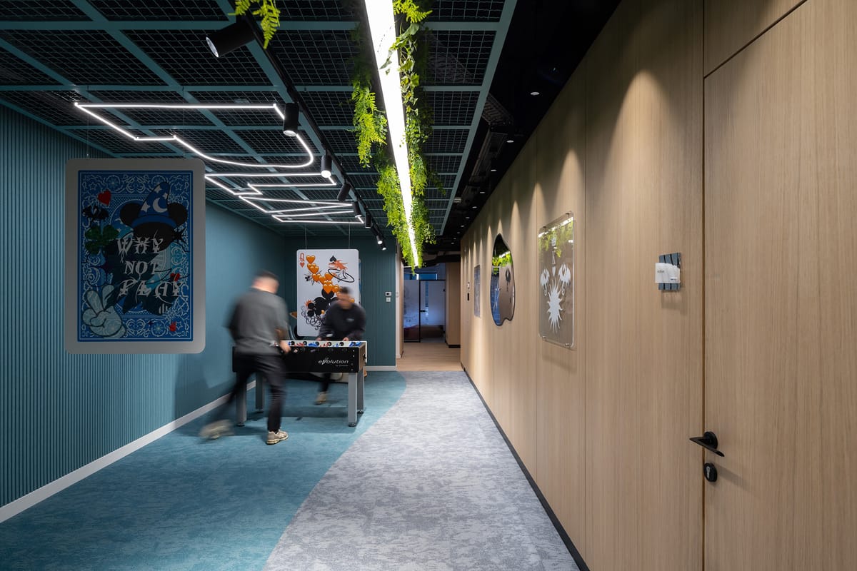 Sedište međunarodne kompanije na Novom Beogradu - Poslovne zgrade - 10234