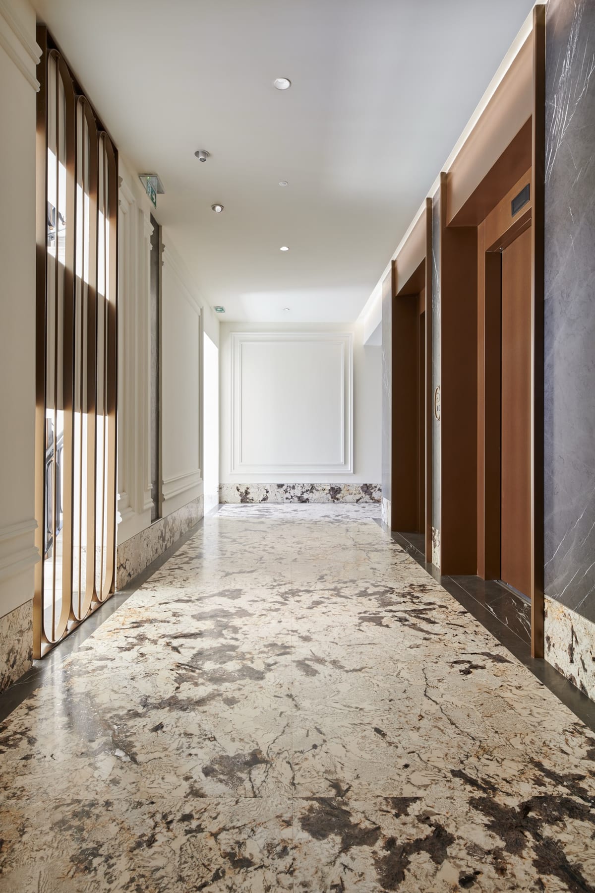 Stambena zgrada Dorćol House - Višeporodično stanovanje - 10403