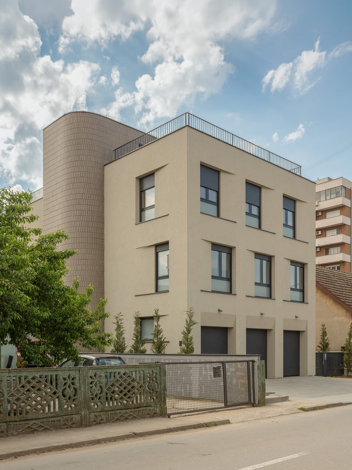 Urbana vila u Šapcu - Višeporodično stanovanje - 10482