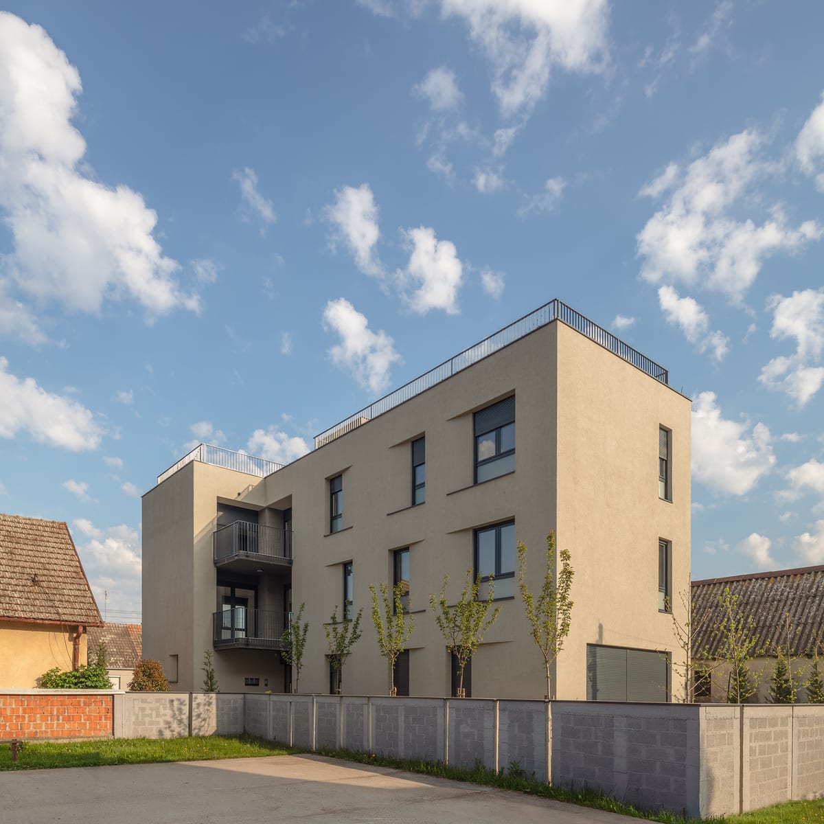 Urbana vila u Šapcu - Višeporodično stanovanje - 10486